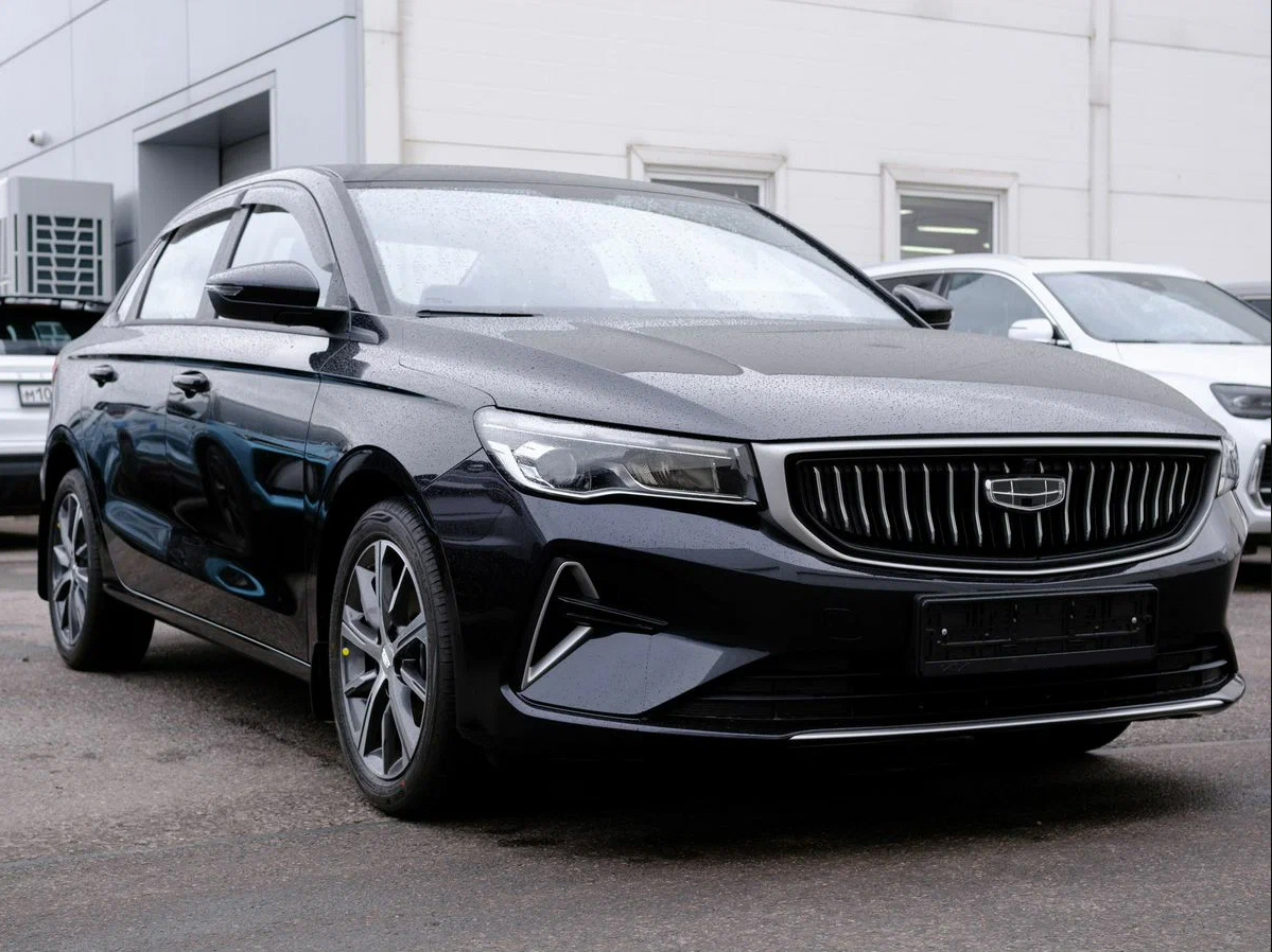 Geely Emgrand 2025